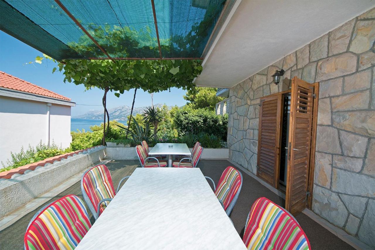 Apartments By The Sea Brela, Makarska - 20778 Eksteriør bilde
