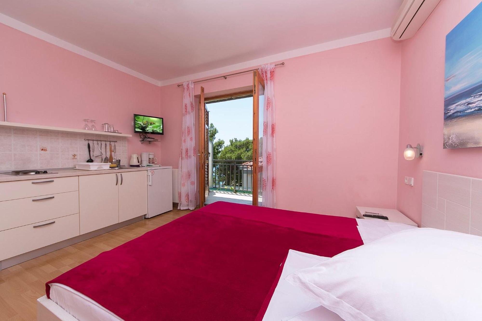 Apartments By The Sea Brela, Makarska - 20778 Rom bilde